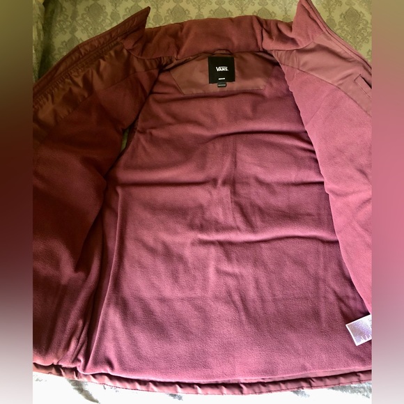 VANS PUFFER VEST OFF THE WALL NWT $90 TIMBERED 4 POCKET SNAP MAROON MEDIUM /L - Picture 11 of 13